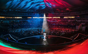 12张PPT了解中国虚拟数字人行业的现状:2030年市场达到2700亿，不仅仅是虚拟偶像。｜量子位智库(附下载)